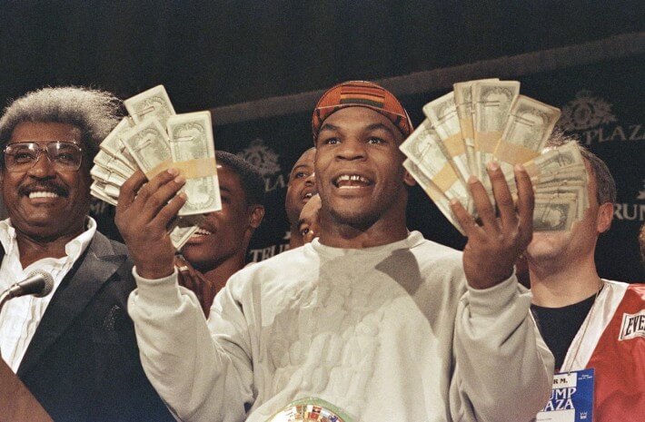 Mike Tyson ganha rico e pobre